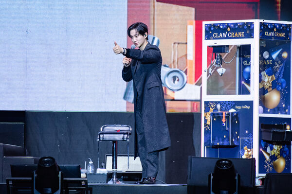 ▲▼李俊昊演唱〈Nothing but You〉,李俊昊睽違10個月再次來台會粉絲,李俊昊嘴甜告白粉絲「因為有你們,所以我很幸福」。(圖/SHOWOFFICE提供)