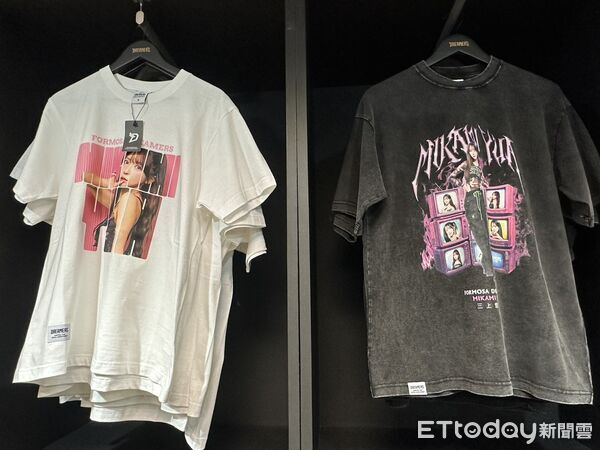 ▲三上悠亞周邊商品、人氣高。(圖/記者蔡厚瑄攝)