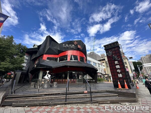 ▲▼ 加油站,文心崇德 。(圖/記者陳筱惠攝)