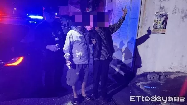 ▲成功警寒夜守護弱勢民眾安全。(圖/記者楊晨東翻攝)