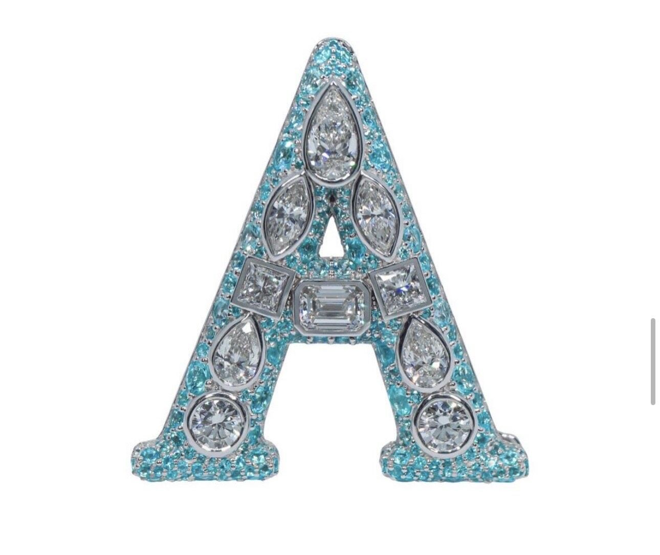 ▲▼妮塔安巴尼 。(圖/翻攝IG)