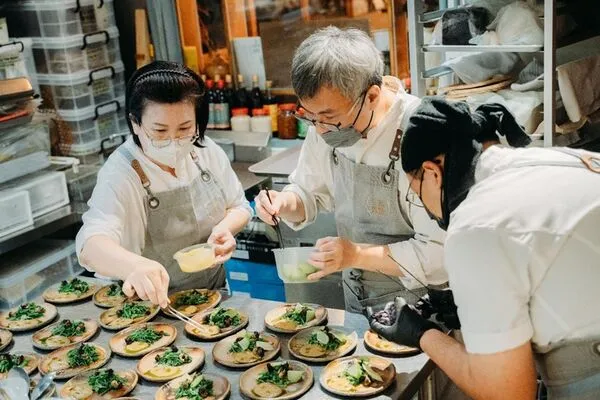 ▲▼工研院協助農民以科技將農業剩餘優質資材活化再利用。(圖/經濟部)