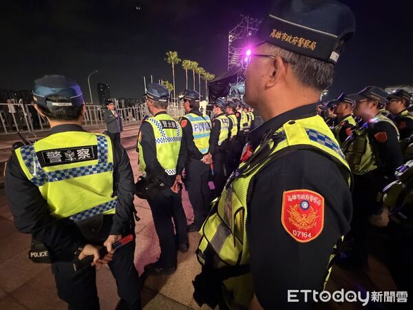 ▲▼ 北捷案借鏡!高雄跨年重兵演練現場畫面曝 「3劇本」反恐攻 。(圖/記者吳世龍攝)