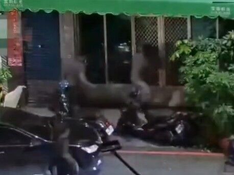 ▲員林警分局破獲史上最大毒品咖啡包。(圖/警方提供)