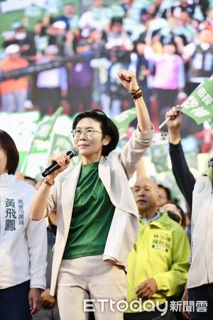 ▲▼ 高雄市長初選最新民調曝!賴瑞隆互比、對比衝第一,3對手發聲。(圖/記者賴文萱翻攝)