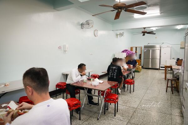 ▲▼圓光排肉餐盒。(圖/部落客水晶安蹄不務正業過生活授權提供)