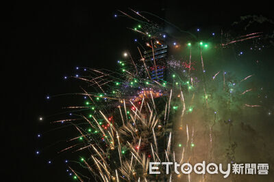 LIVE／101跨年360秒煙火喜迎2026！《ETtoday》祝讀者新年快樂
