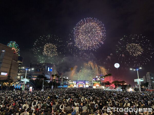 ▲2026高雄跨年晚會。(圖/記者吳世龍攝)