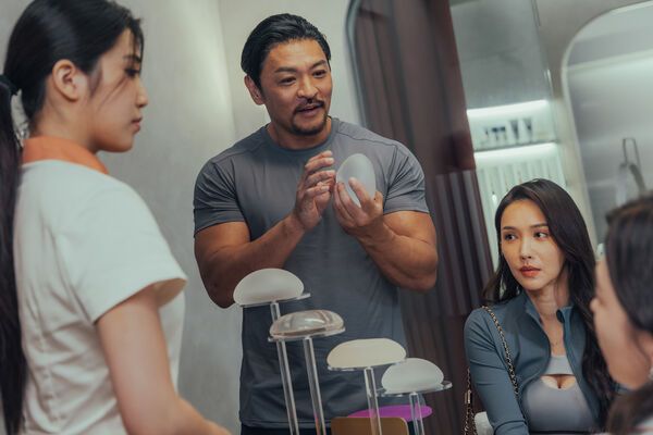 ▲《整形過後》劇情再掀高潮。(圖/六魚文創提供)