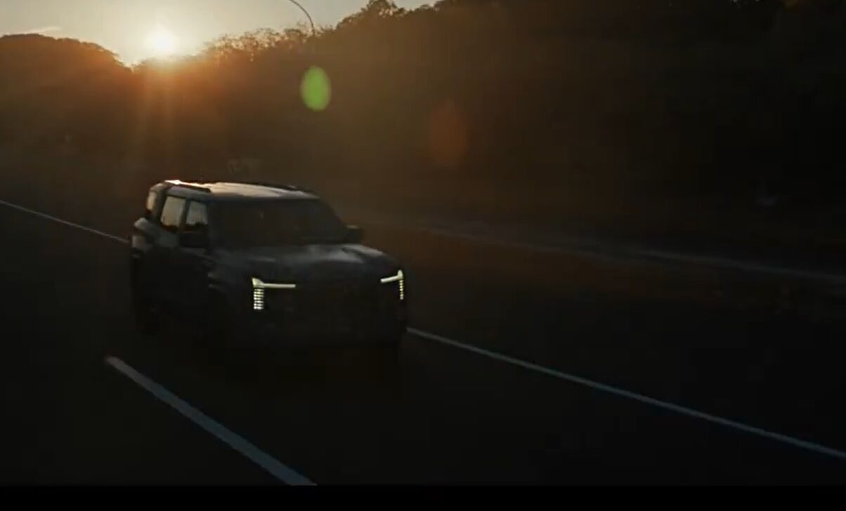 ▲日本三菱2026年新年影片中!出現疑似經典Pajero身影。(圖/翻攝自三菱)