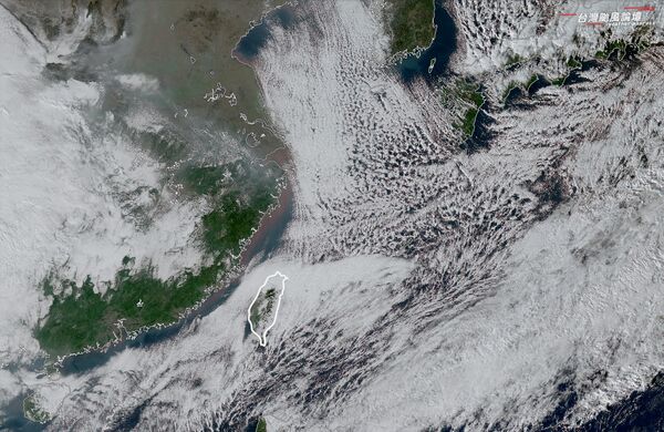 ▲▼雲街。(圖/取自「台灣颱風論壇|天氣特急」粉專)