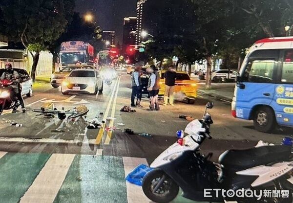 ▲▼騎士噴飛頭部重創昏迷,腳踏車輕微受損。(圖/桃園警分局提供)