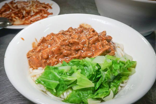 ▲▼內湖科技園區平價牛肉麵。(圖/部落客水晶安蹄提供)