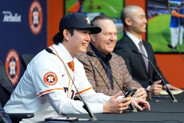 ▲▼ 今井達也加盟記者會 。(圖/達志影像/美聯社)