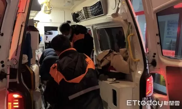 ▲▼台東關山,弟弟酒後揮刀刺哥哥。(圖/記者楊晨東翻攝)