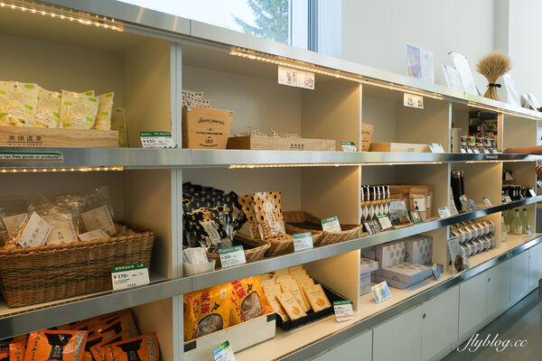 ▲▼日本北海道「美瑛選果本店Biei Senka」,結合米其林餐廳、麵包店、甜點店和蔬果市場。(圖/部落客飛天璇提供)