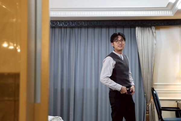 ▲李運慶跟蘇晏霈在《豆腐媽媽》飾演夫妻,卻出軌王晴。(圖/民視提供)