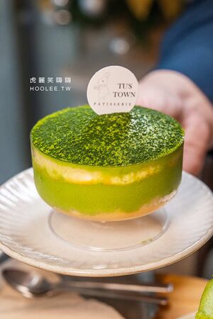 ▲▼高雄抹茶控必訪「兔思糖法式甜點」,超可愛北極熊馬卡龍,還有草莓蛋糕與現刷草莓抹茶。(圖/部落客虎麗提供)