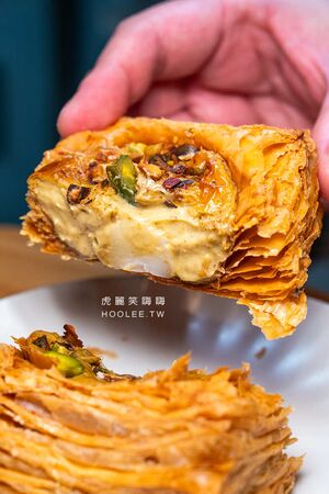 ▲▼高雄抹茶控必訪「兔思糖法式甜點」,超可愛北極熊馬卡龍,還有草莓蛋糕與現刷草莓抹茶。(圖/部落客虎麗提供)