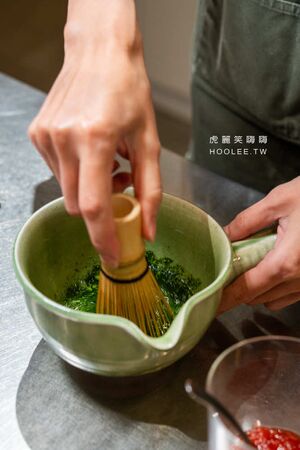 ▲▼高雄抹茶控必訪「兔思糖法式甜點」,超可愛北極熊馬卡龍,還有草莓蛋糕與現刷草莓抹茶。(圖/部落客虎麗提供)