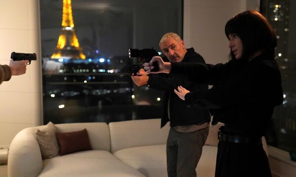 ▲《未來弒界:巴黎淪陷》由阿黛兒艾薩卓普洛斯主演。(圖/CATCHPLAY提供)