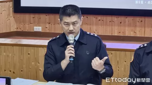 ▲▼飛官辛柏毅駕駛F-16V戰機失聯,空軍召開記者會說明狀況,第五聯隊第27隊隊長周明慶上校出席。(圖/記者呂佳賢攝)