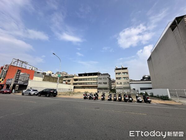 ▲▼ 大里,德芳南路,永隆路,菊園,婚宴會館 。(圖/記者陳筱惠攝)