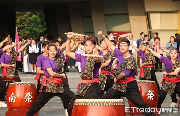 ▲南榮國中屏東演藝廳盛大舉辦115年藝術公演。(圖/南榮國中提供)