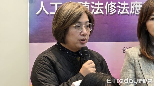 ▲▼民進黨立委陳培瑜出席「單女女同可上路 代孕制度現難行 《人工生殖法》修法應與代孕母脫鉤 並逐條實質審查」記者會。(圖/記者詹詠淇攝)