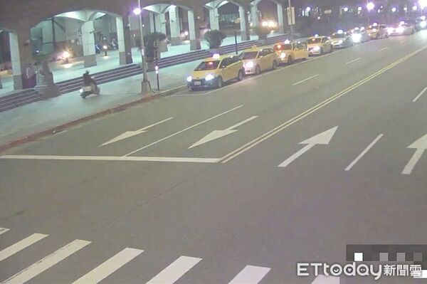 ▲張男毒駕講電話闖紅燈,沿途違規逃逸遭警方壓制逮捕。(圖/記者陸運陞翻攝)