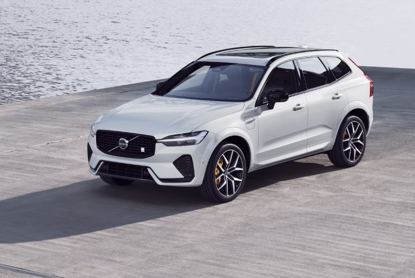 ▲Volvo持續針對2025年舊年式出清,最高超過30萬。(圖/翻攝自Volvo)