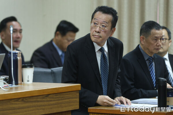 ▲國防部長顧立雄、副參謀總長執行官黃志偉9日到立法院備詢。(圖/記者林敬旻攝)