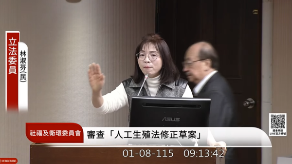 ▲▼民進黨團總召柯建銘罕見現身衛環委員會。(圖/翻攝自Facebook/國會頻道)