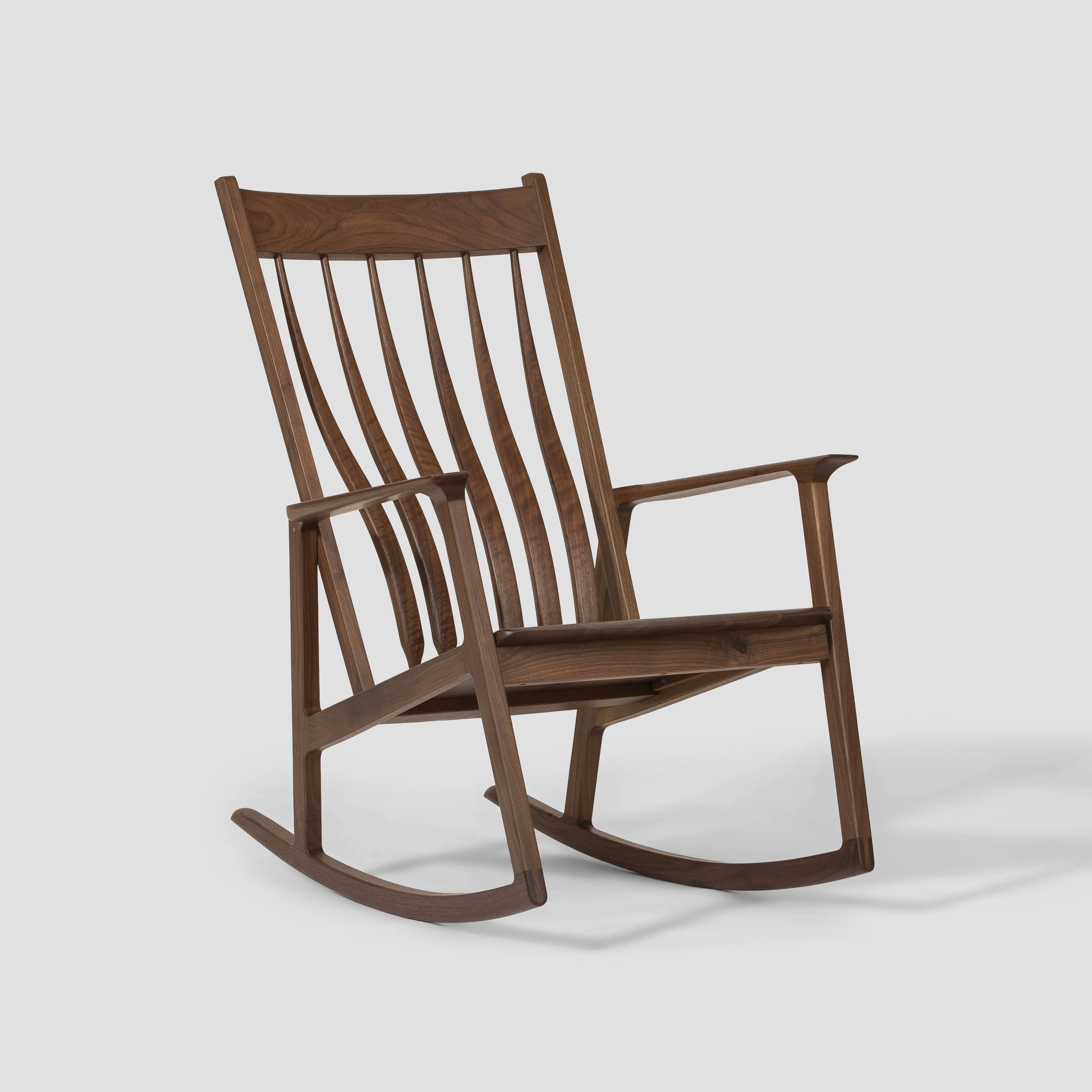 ▲LE CREUSET迎春「旋轉木馬」系列,用浮雕工藝讓日常餐桌也有儀式感。(圖/品牌提供)