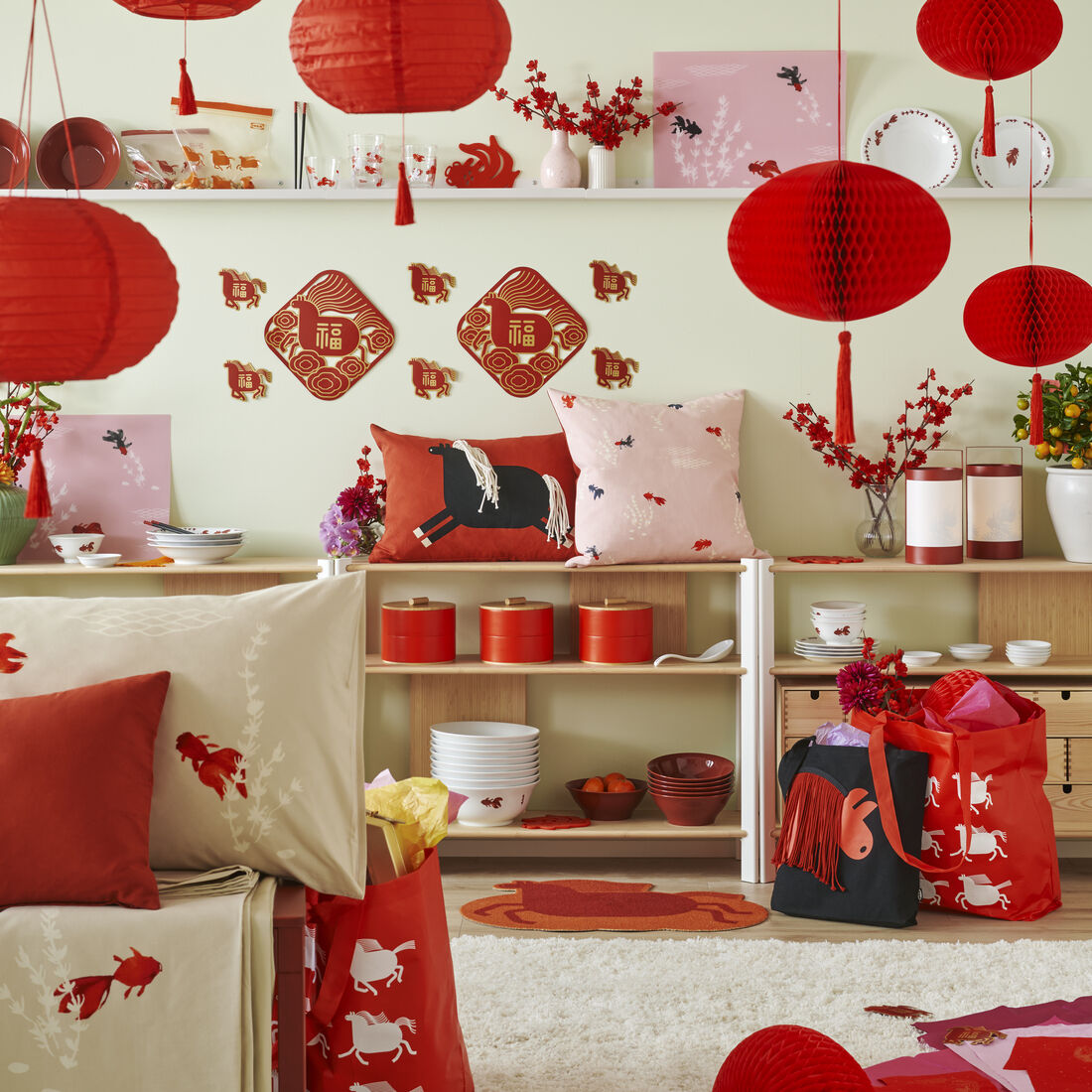 ▲IKEA、HOLA推出春節家居系列,各有風格。(圖/品牌提供)