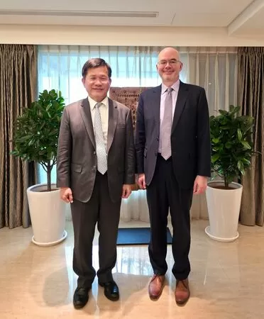 ▲▼AIT處長谷立言7日與外交部長林佳龍會晤。(圖/翻攝自Facebook/美國在台協會AIT)