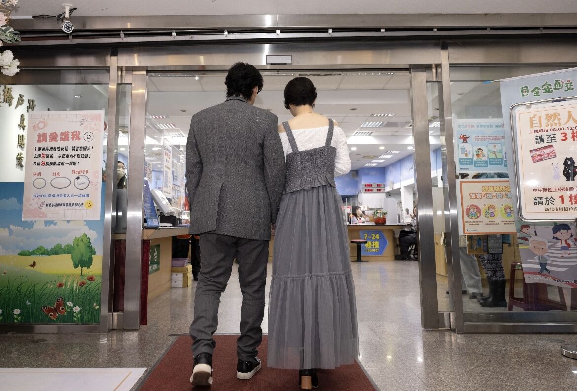 ▲▼ 蕭煌奇今和女友登記結婚。(圖/華納音樂提供)