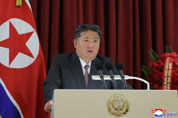 今(8日)是北韓最高領導人金正恩的生日,但平壤當局卻異常安靜。(翻攝自朝中社)