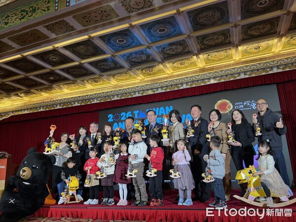 ▲▼ 2026台灣燈會主燈和小提燈亮相。(圖/記者李姿慧攝)