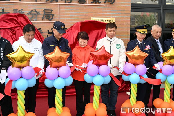 ▲▼台中市六寶派出所今落成,盧秀燕主持儀式。(圖/警方提供,下同)