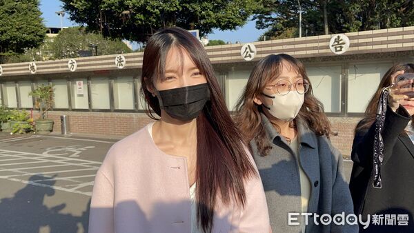 ▲▼ 藝人王大陸、女友闕沐軒、時任北市刑大偵三隊代理隊長劉居榮第4度開庭,70分鐘後離去。(圖/記者陸運陞攝,下同)