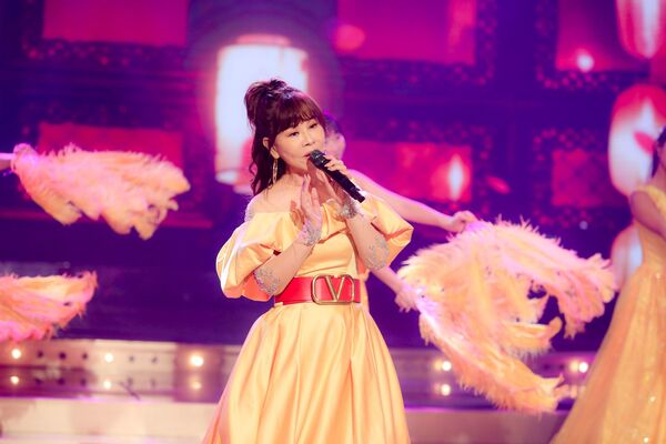 ▲邵大倫模仿曹西平超像。(圖/民視提供)