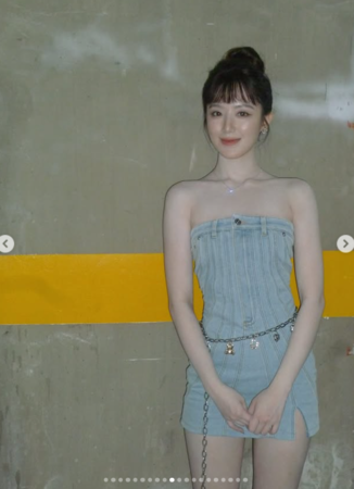 ▲▼舒華。(圖/翻攝自Instagram/yeh.shaa_)