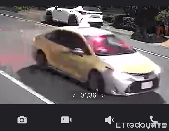 ▲監視器畫面拍下陌生女子凌晨搭乘計程車抵達斗六住宅區,隨後在社區內來回走動、按門鈴,引發住戶恐慌。(圖/記者游瓊華翻攝)