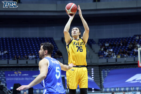 ▲高雄全家海神克力斯、新北中信特攻曾文鼎。(圖/TPBL提供)