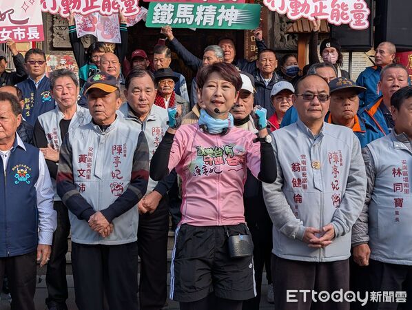 ▲民進黨立委陳亭妃11日完成「鐵馬37區・前進市政府」行動最終章,車隊回到政治起點安南、北區與中西區,象徵正能量全面集結。(記者林東良翻攝,下同)