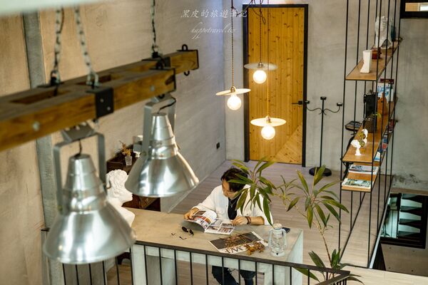 ▲▼墾丁巷弄裡的美式度假住宿。(圖/部落客黑皮提供)