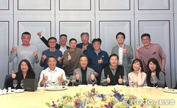 ▲藝群醫學美容集團與CYBERBIZ團隊攜手打造OMO新零售模式,短短14天完成網站上線。(記者林東良翻攝,下同)