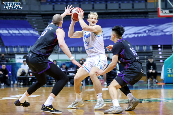 ▲高雄全家海神洋將布里茲克傷退。(圖/TPBL提供)