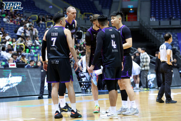 ▲新竹御嵿攻城獅收下4連勝。(圖/TPBL提供)